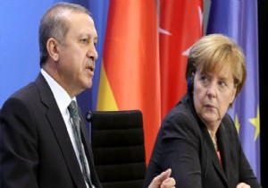 Erdoğan, Merkel ile görüştü